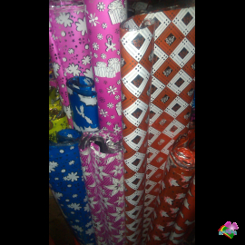 Giấy kiếng bóng gói quà