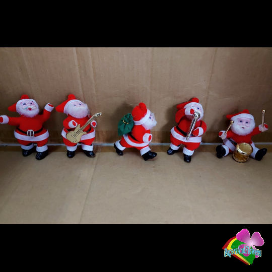 5 ông già Noel nhỏ 