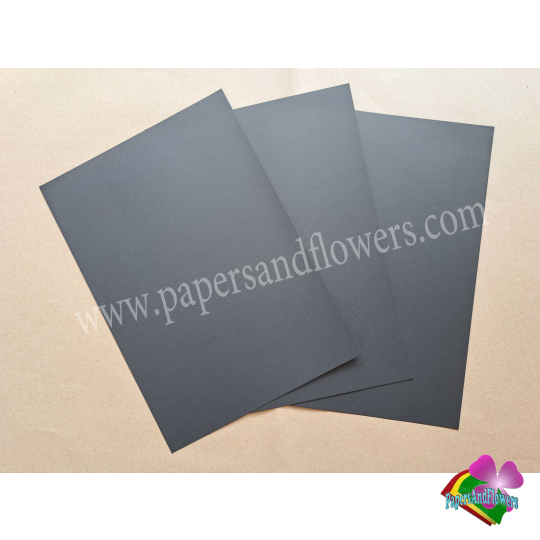 Giấy A4 fort đen 180 GSM - 1 xấp ( 50 tờ)